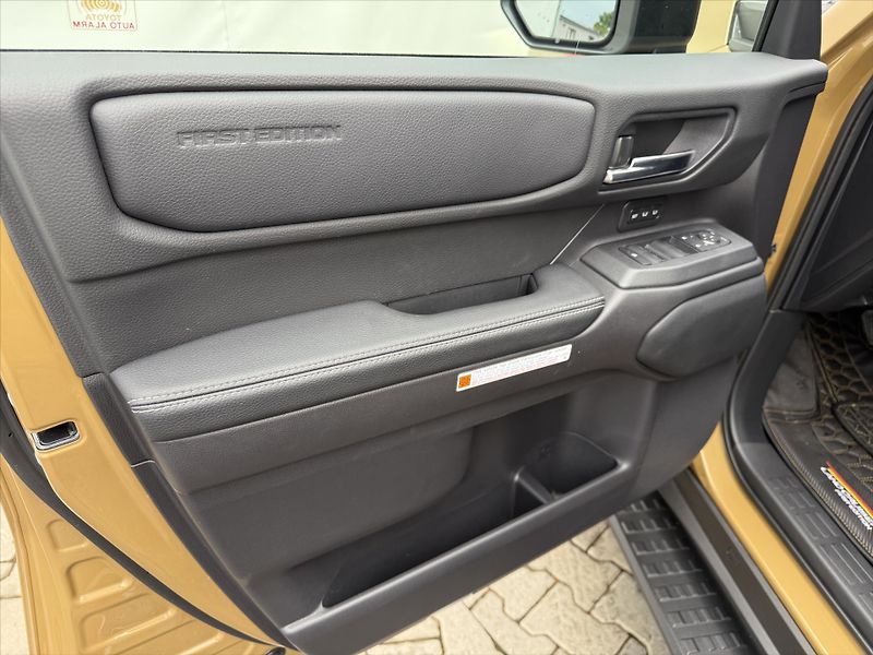Toyota Land Cruiser 2,8 FIRST EDITION - fotka 24 z 28
