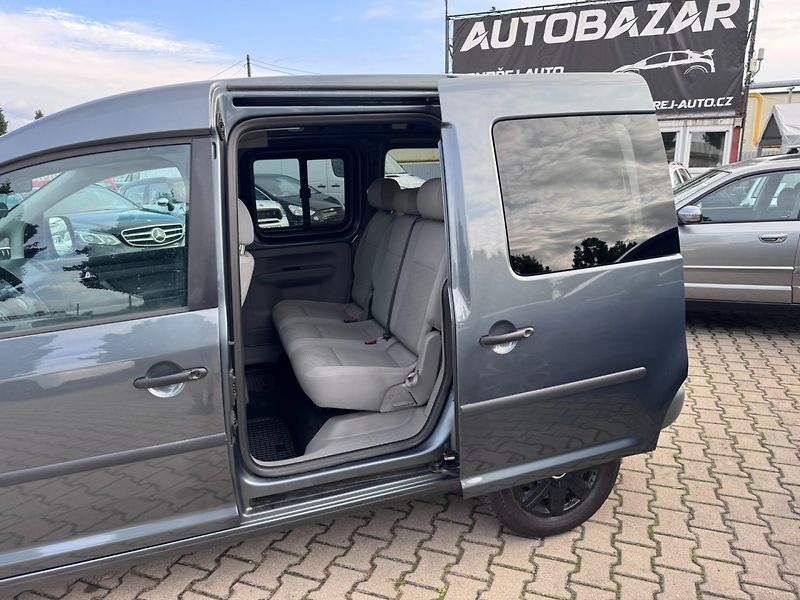 Volkswagen Caddy (2009) 1,9 TDI 77 KW 2X ŠOUPAČKY STK - fotka 32 z 45
