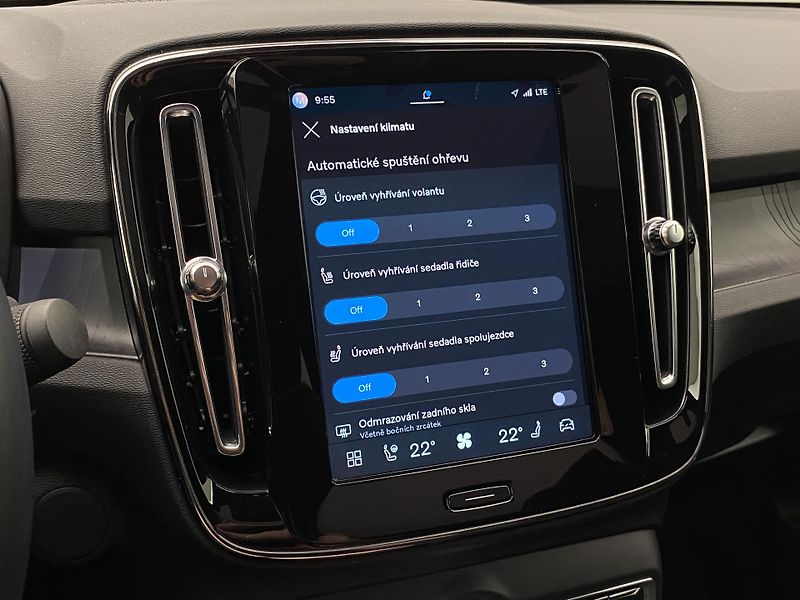 Volvo C40 PURE ELECTRIC TWIN ENGINE PLUS - fotka 41 z 57