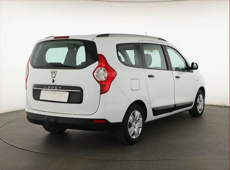 Dacia Lodgy (2022) Comfort 1.5 Blue dCi, ČR,1.maj - fotka 5 z 12