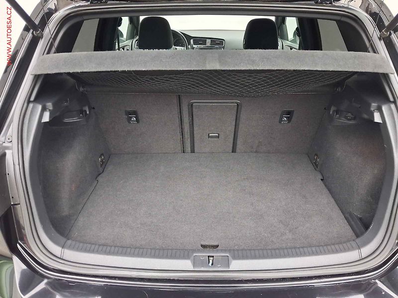 Volkswagen Golf (2014) 1.4TSi, GTE, DSG - fotka 7 z 19