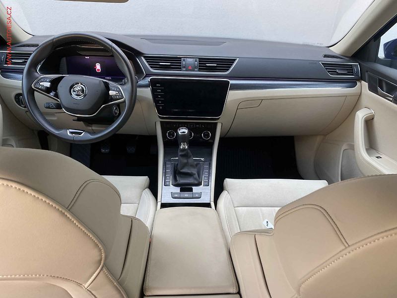 Škoda Superb (2022) 1.5 TSi, 2.maj,ČR, Style - fotka 8 z 19