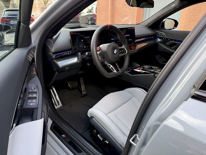 BMW M5 Touring Individual NEW Garance - fotka 17 z 55