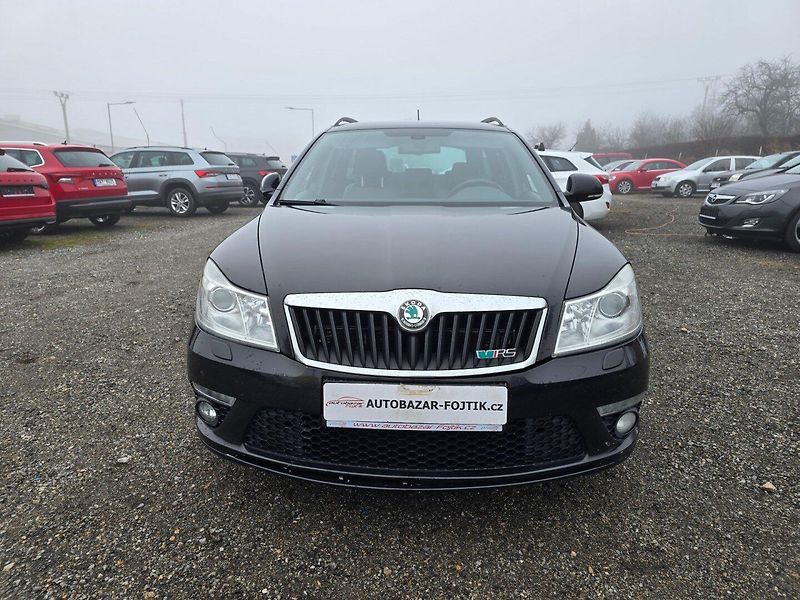Škoda Octavia (2012) 2.0 TDi 125KW RS - fotka 2 z 22