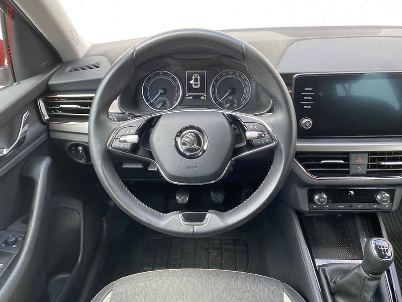 Škoda Scala (2023) 1.5 TSi, 1.maj,ČR, Style - fotka 11 z 19