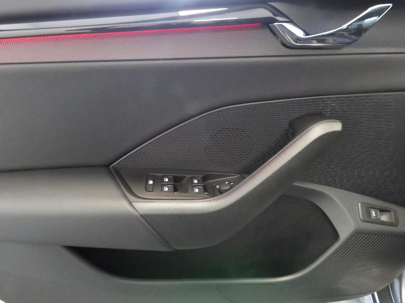 Škoda Octavia - fotka 11 z 25