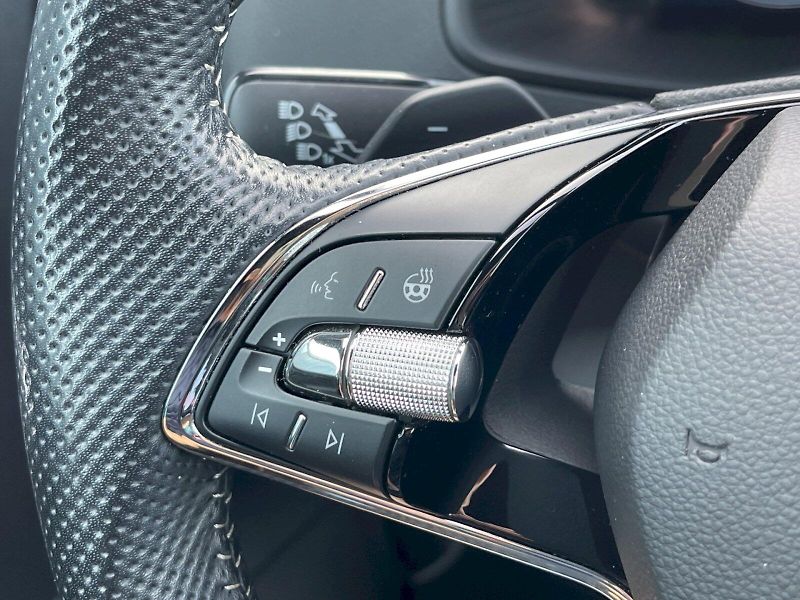 Škoda Karoq (2022) Sportline 1.5 TSI 110kW DSG - fotka 8 z 35