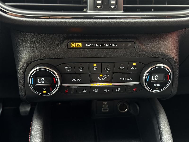 Ford Kuga 1,5 EcoBoost 110kW ST-Line - fotka 32 z 34