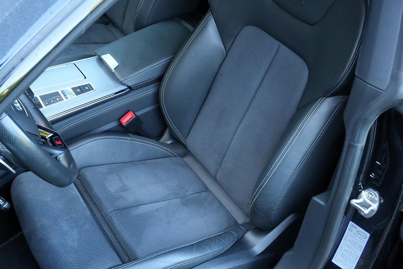 Audi A7 55 TFSI e, Quattro, Tažné, B&O - fotka 33 z 42