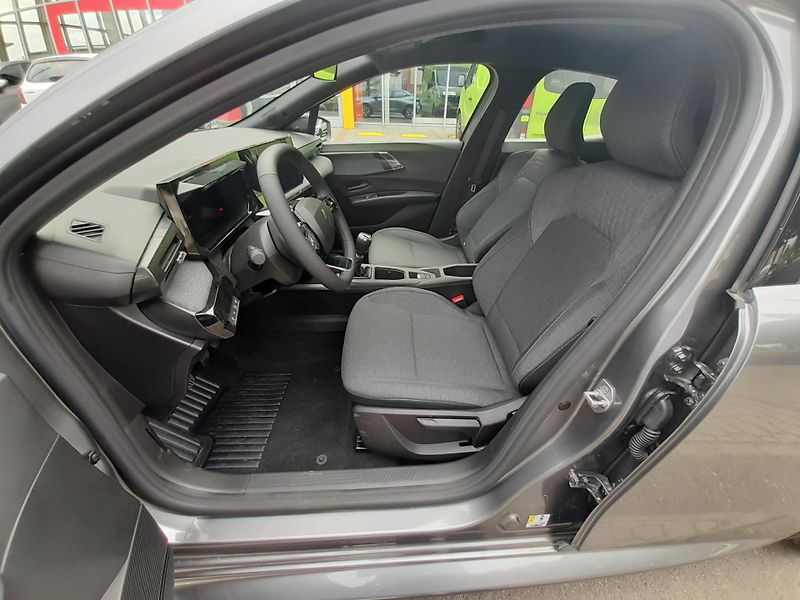 Renault Clio (2026) Evolution TCe 115k - fotka 8 z 17