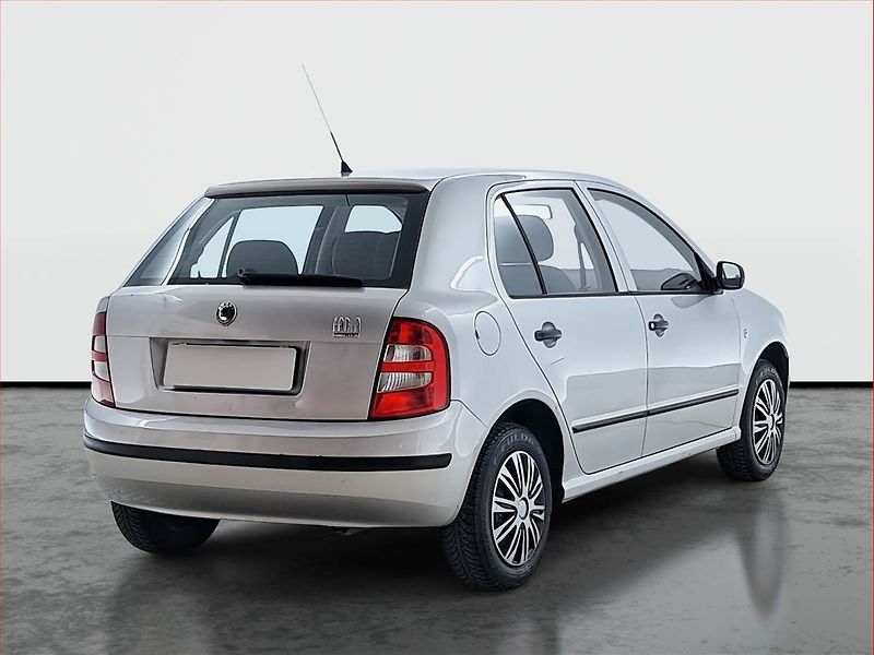 Škoda Fabia (2002) 1.2, po STK, v dobrém stavu - fotka 5 z 13