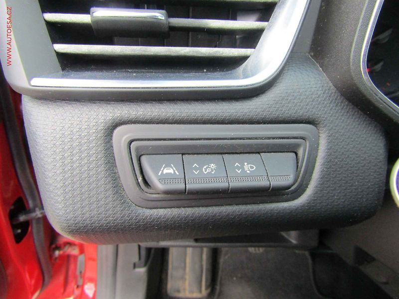 Renault Clio (2020) 1.0 TCe, ČR - fotka 14 z 19