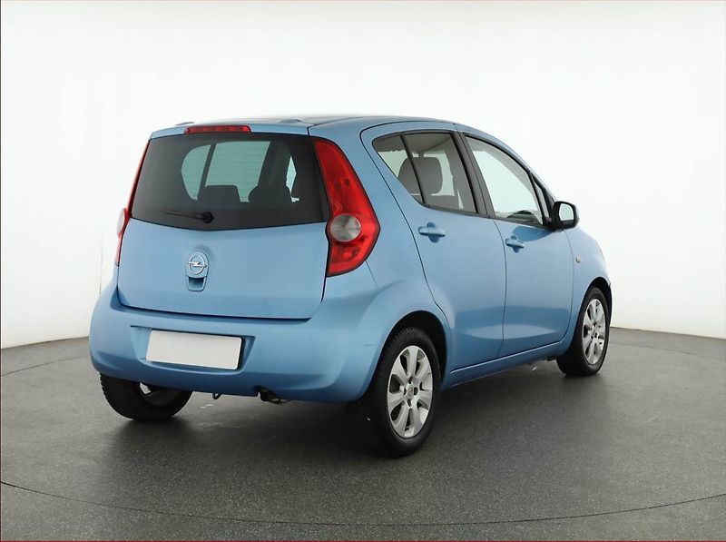 Opel Agila (2008) 1.0, nová STK, rezervace - fotka 5 z 16