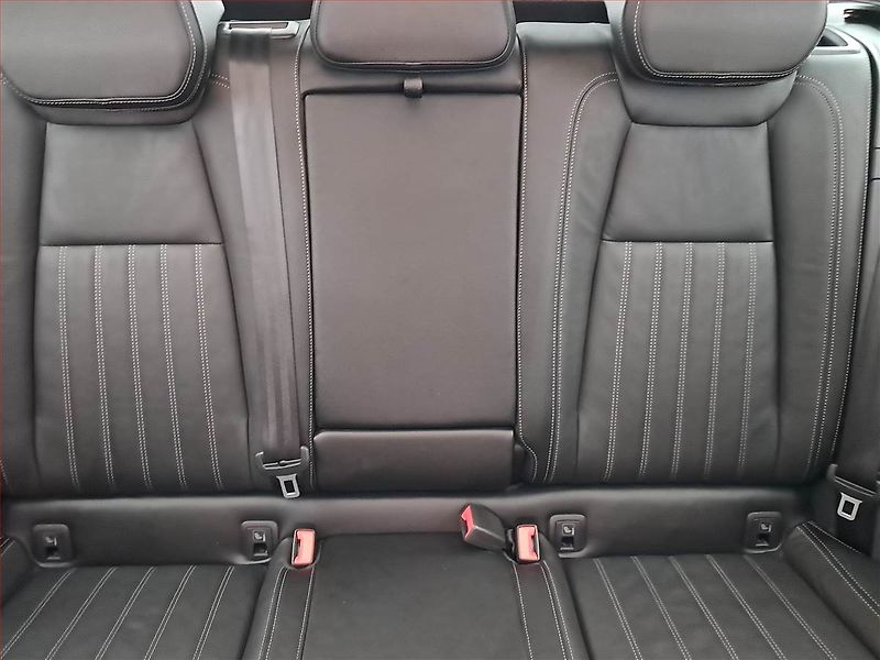 Škoda Karoq (2022) Sportline 1.5 TSI - fotka 10 z 18