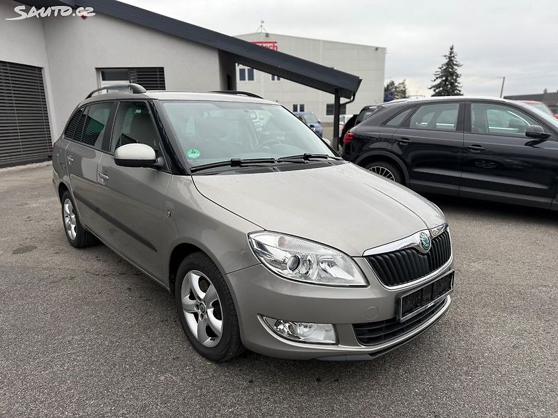 Škoda Fabia 1.2 tsi Family - fotka 2 z 22