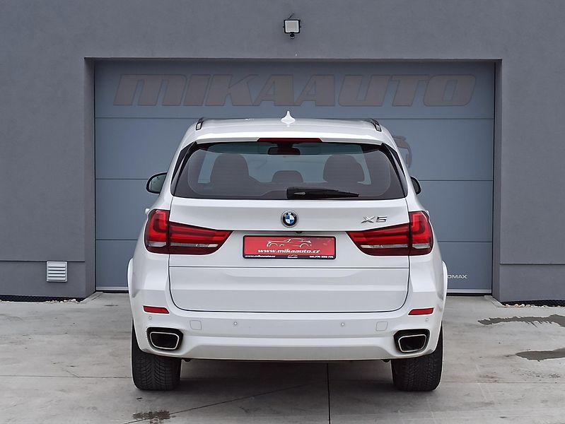 BMW X5 xDRIVE 30d 190kW ČR - fotka 6 z 31
