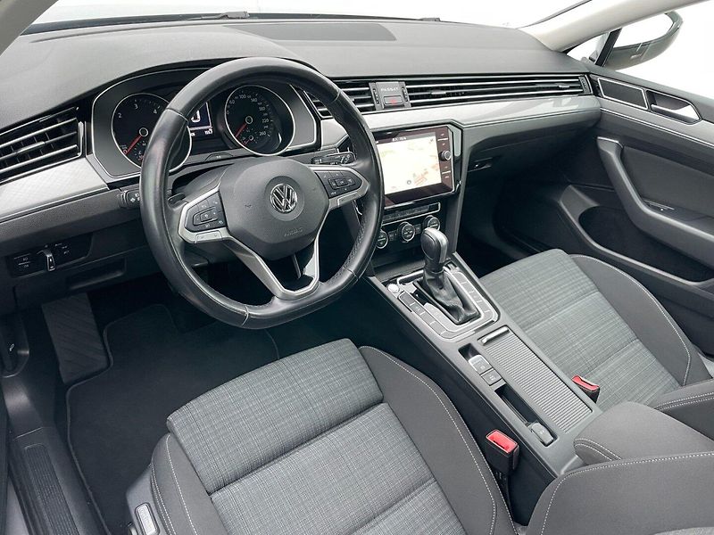 Volkswagen Passat (2020) Com. 2.0TDi 110kW! DSG! Navi! - fotka 11 z 37