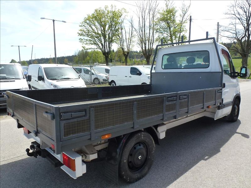 Renault Master 2,5 DCI Valník  150 - fotka 8 z 49