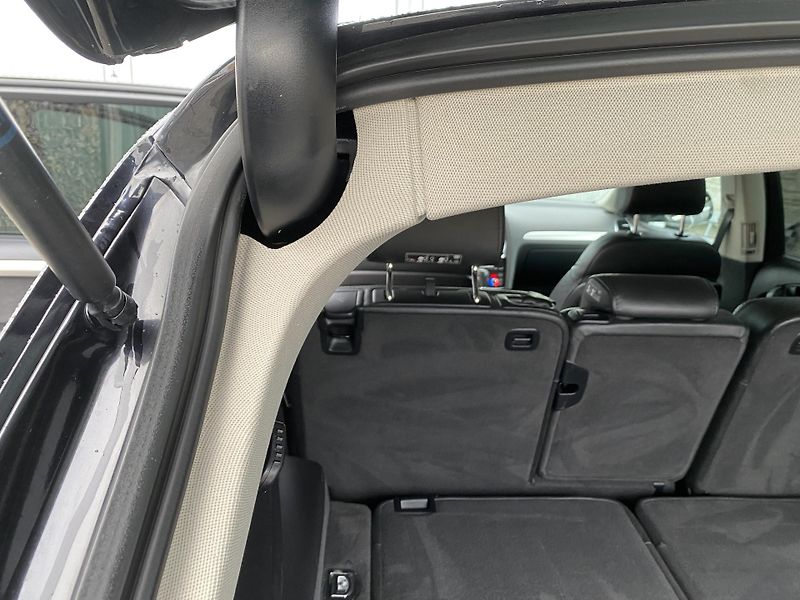 Audi Q7 3.0TDi 4x4 240PS FL 8Q SLINE!! - fotka 106 z 156