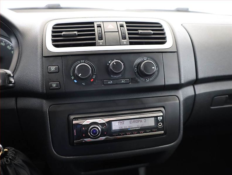 Škoda Fabia (2009) Ambiente 1.2 12V, Serv.kniha - fotka 9 z 16