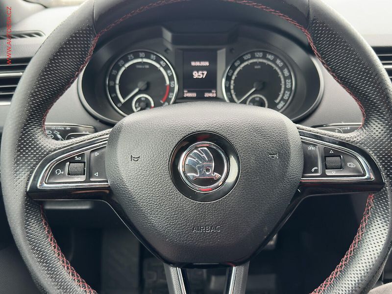 Škoda Octavia (2016) 2.0TDi, ČR, DSG, bixen - fotka 12 z 19