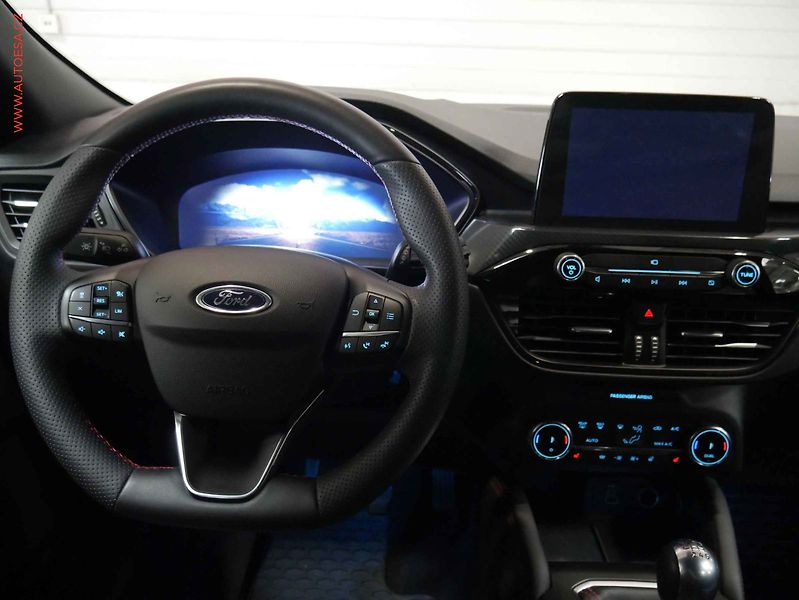 Ford Kuga (2023) 1.5 EB, ČR, servis.kniha, LED - fotka 11 z 21