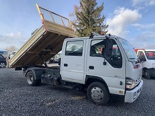 Isuzu Ostatní (2008) 3.0 TDi NPR 7mist 58000km - fotka 1 z 12