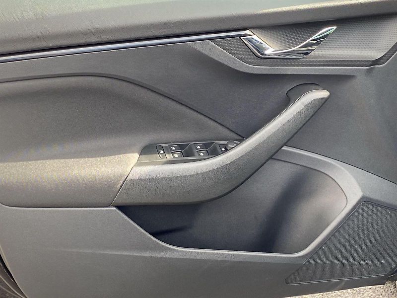 Škoda Scala (2022) 1.5 TSI Ambition - fotka 22 z 33