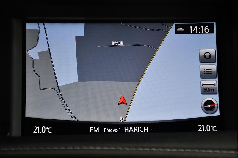 Infiniti QX30 220 CDI 4MATIC PANO ACC - fotka 37 z 52