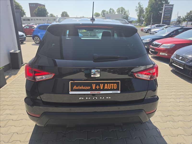 Seat Arona 1,0 TSi 85KW Style NAVI ALU - fotka 6 z 44