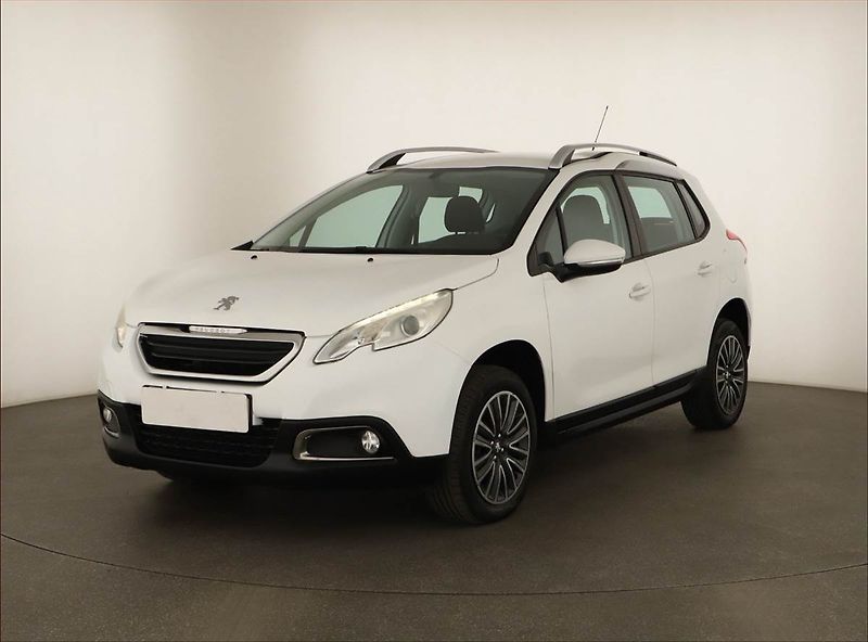 Peugeot 2008 (2015) 1.2 PureTech, Tempomat - fotka 2 z 12