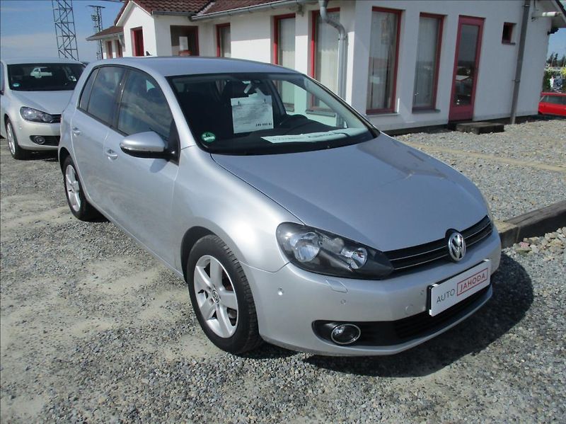 Volkswagen Golf 1,2 TSI, aut.klima,serv.kniha, - fotografie inzerátu