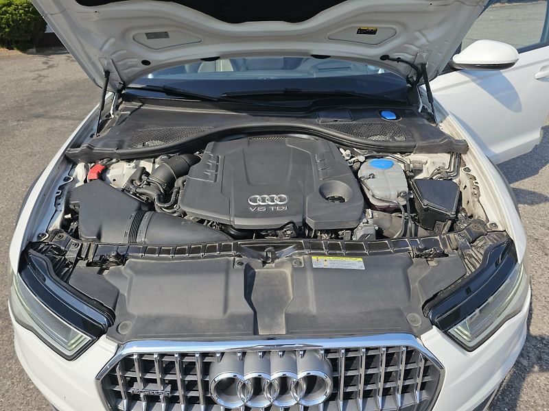 Audi A6 (2018) Allroad - fotka 17 z 34