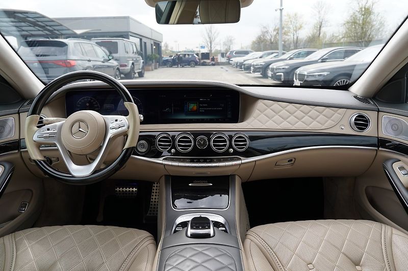 Mercedes-Benz Třídy S S560 4Matic V8 Designo/470PS - fotka 23 z 42