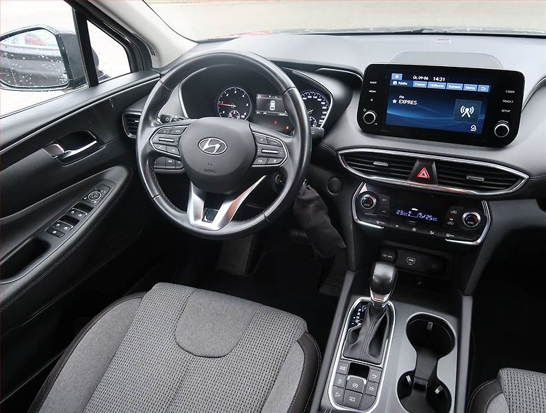 Hyundai Santa Fe (2023) 2.2 CRDi - fotka 7 z 20