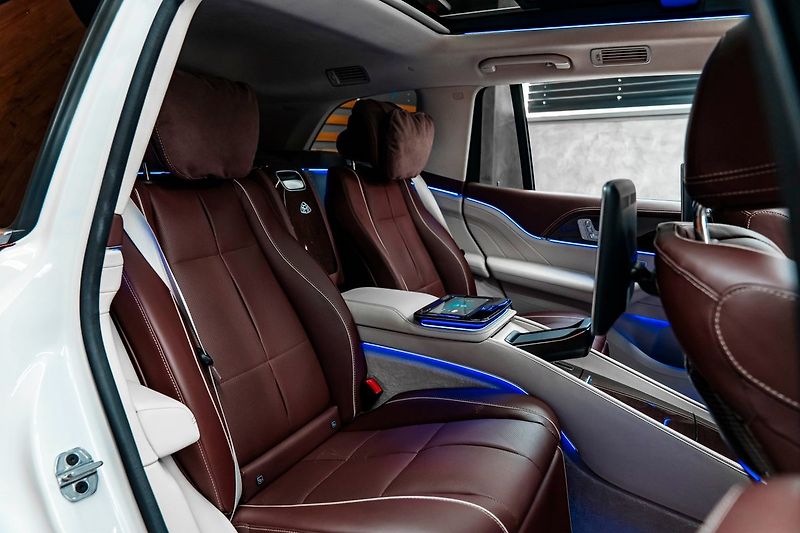 Mercedes-Benz GLS Maybach - fotka 22 z 34