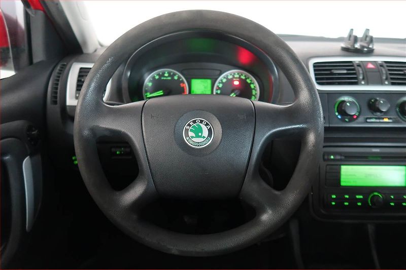 Škoda Fabia (2008) Ambition 1.4 16V, po STK - fotka 15 z 15
