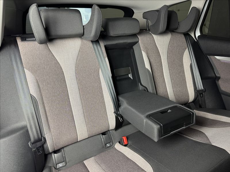 Škoda Enyaq 80 Family Plus Matrix Assist - fotka 15 z 49