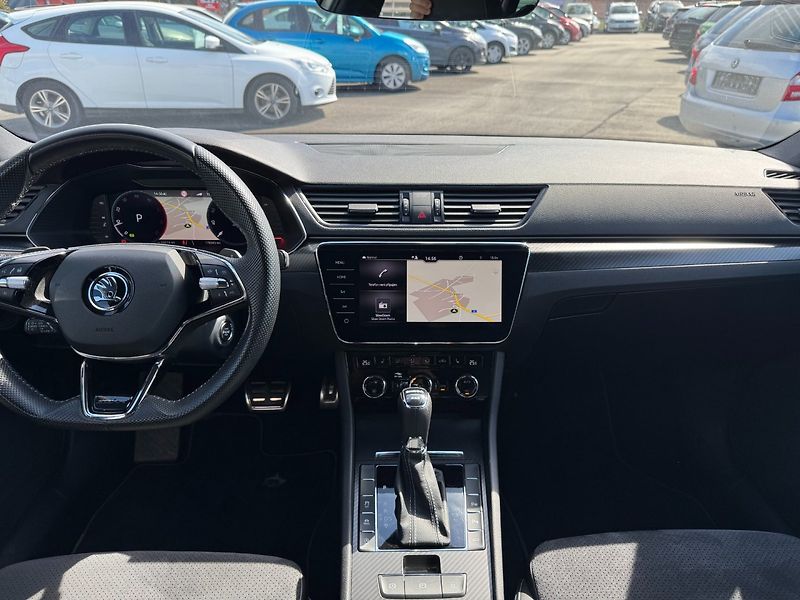 Škoda Superb (2023) Sportline 2.0 TDI 4x4 147kW - fotka 20 z 36