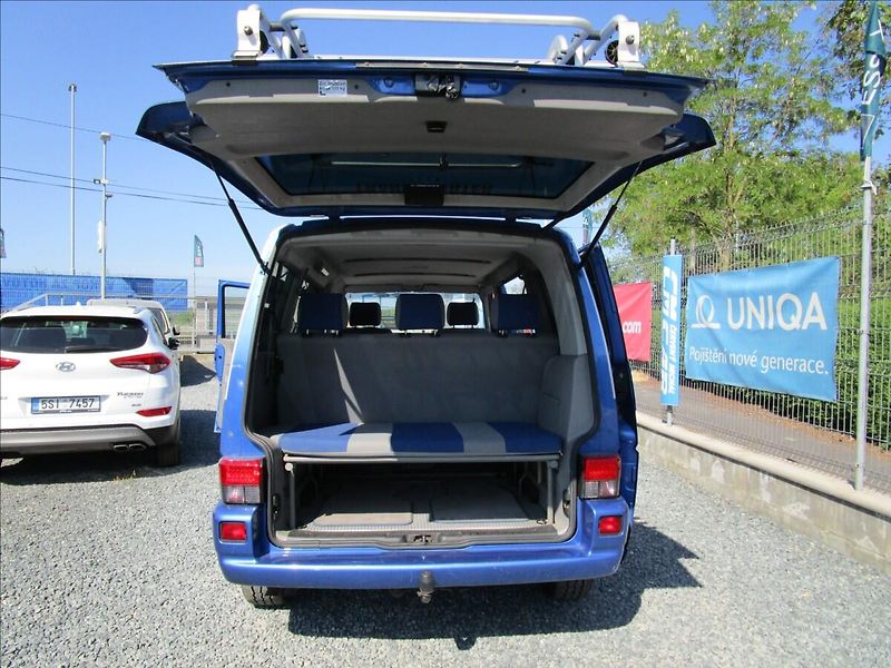 Volkswagen Multivan 2.5TDi 111kW, Atlantis, 7 míst - fotka 38 z 53