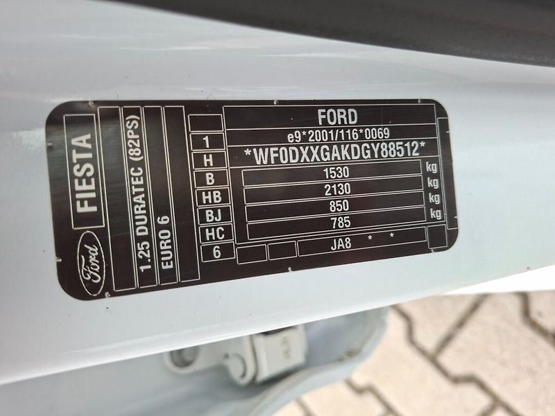 Ford Fiesta (2016) 1.25i 60kW -PARK.KAMERA - fotka 28 z 35
