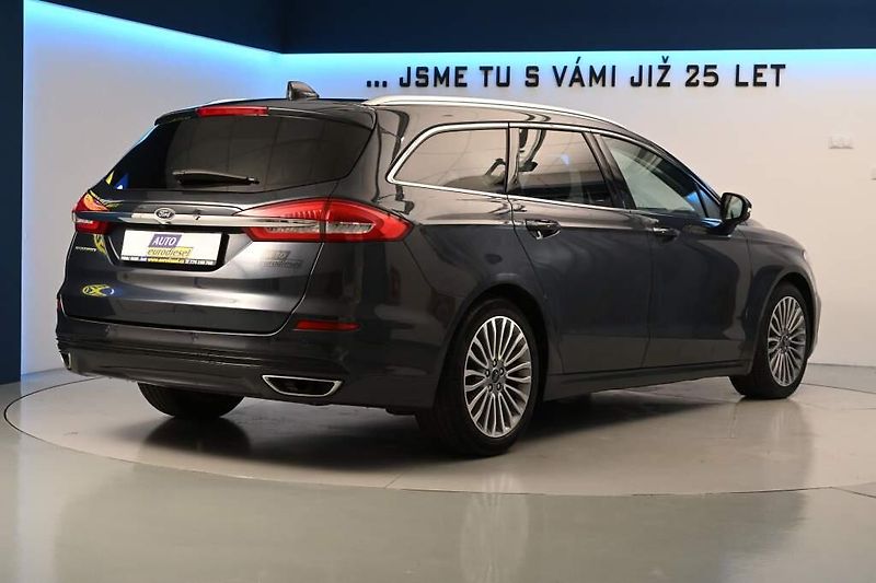Ford Mondeo (2022) 2.0 140 KW LED SONY ACC 8AT EC - fotka 5 z 41