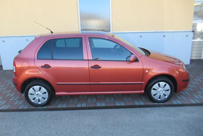 Škoda Fabia 1.2i 12V KLIMA VYHŘÍV. SEDAČKY - fotka 3 z 19