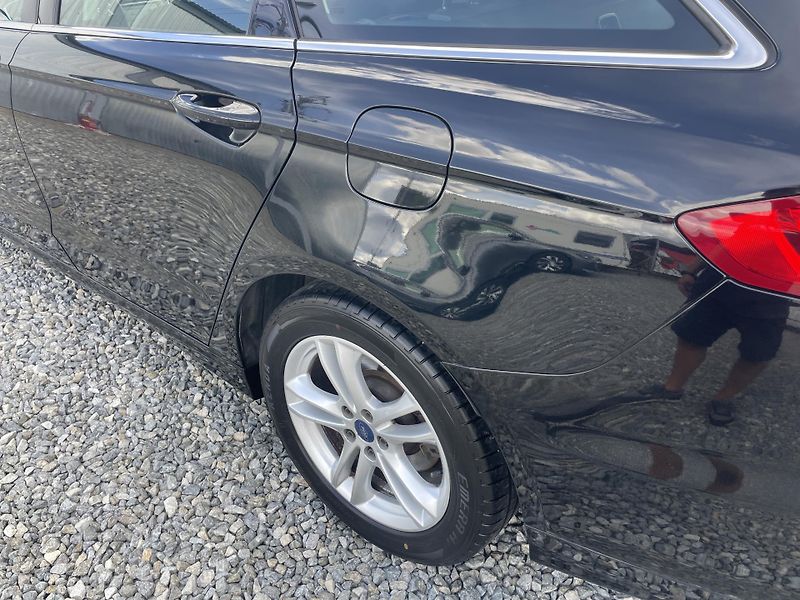 Ford Mondeo 2.0TDCi 150PS MANUAL COMBI STK - fotka 34 z 154