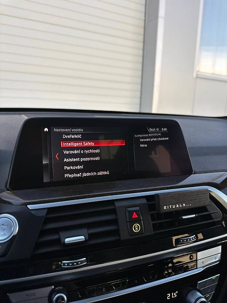 BMW X3 (2020) G01 SDRIVE 30i 2.0 TURBO 2020 - fotka 33 z 39