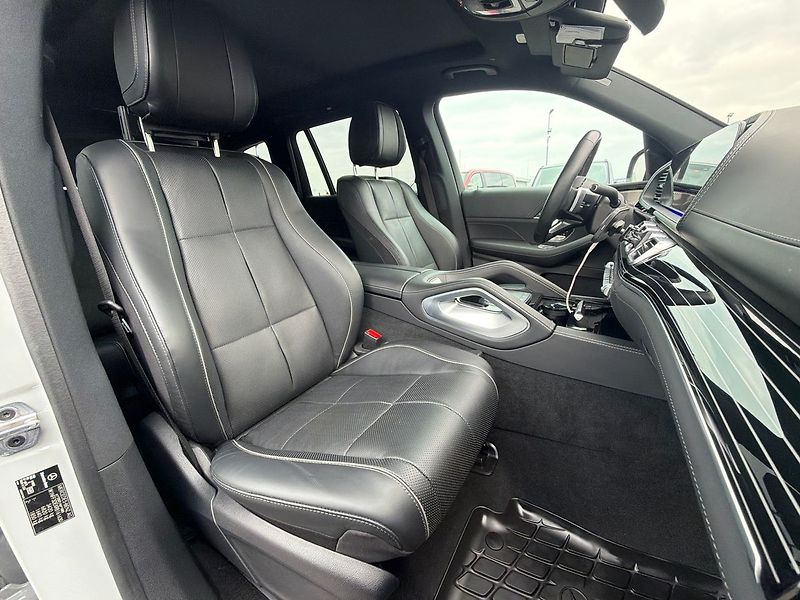 Mercedes-Benz GLS 450 D 4MATIC - fotka 27 z 41