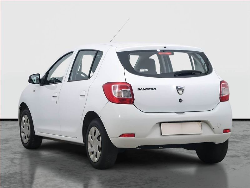 Dacia Sandero (2015) Arctica 1.2 16V, ČR,1.maj - fotka 4 z 14