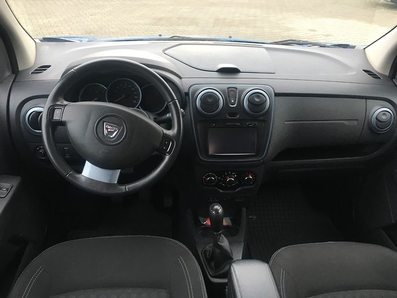 Dacia Lodgy (2015) 1.2 i 85 kW STEPWAY - fotka 7 z 19