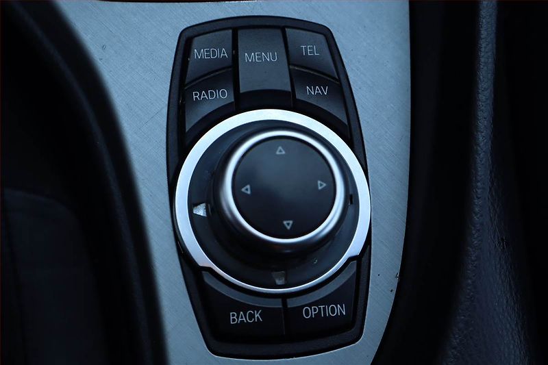 BMW X1 (2014) M Sport xDrive18d, 4X4 - fotka 23 z 24