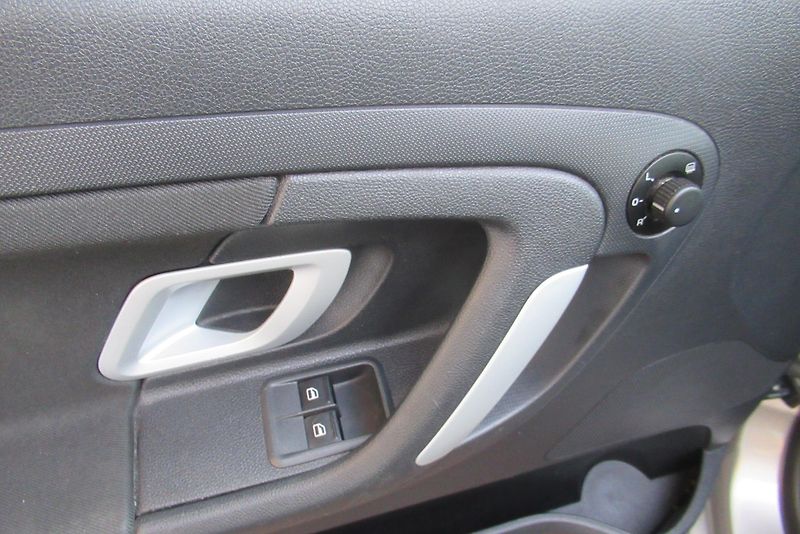Škoda Roomster 1.4 TDi AUT. KLIMA SADA KOL - fotka 19 z 23